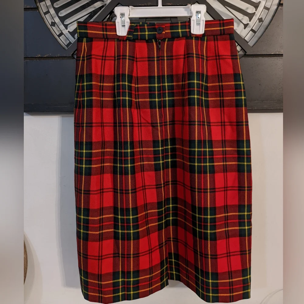 Vtg Brendella 100% Wool Plaid Midi Skirt‎ Size 26